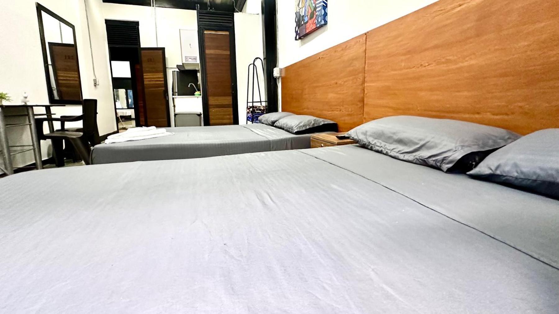 Malibu Loft Hotel 메딜린 외부 사진