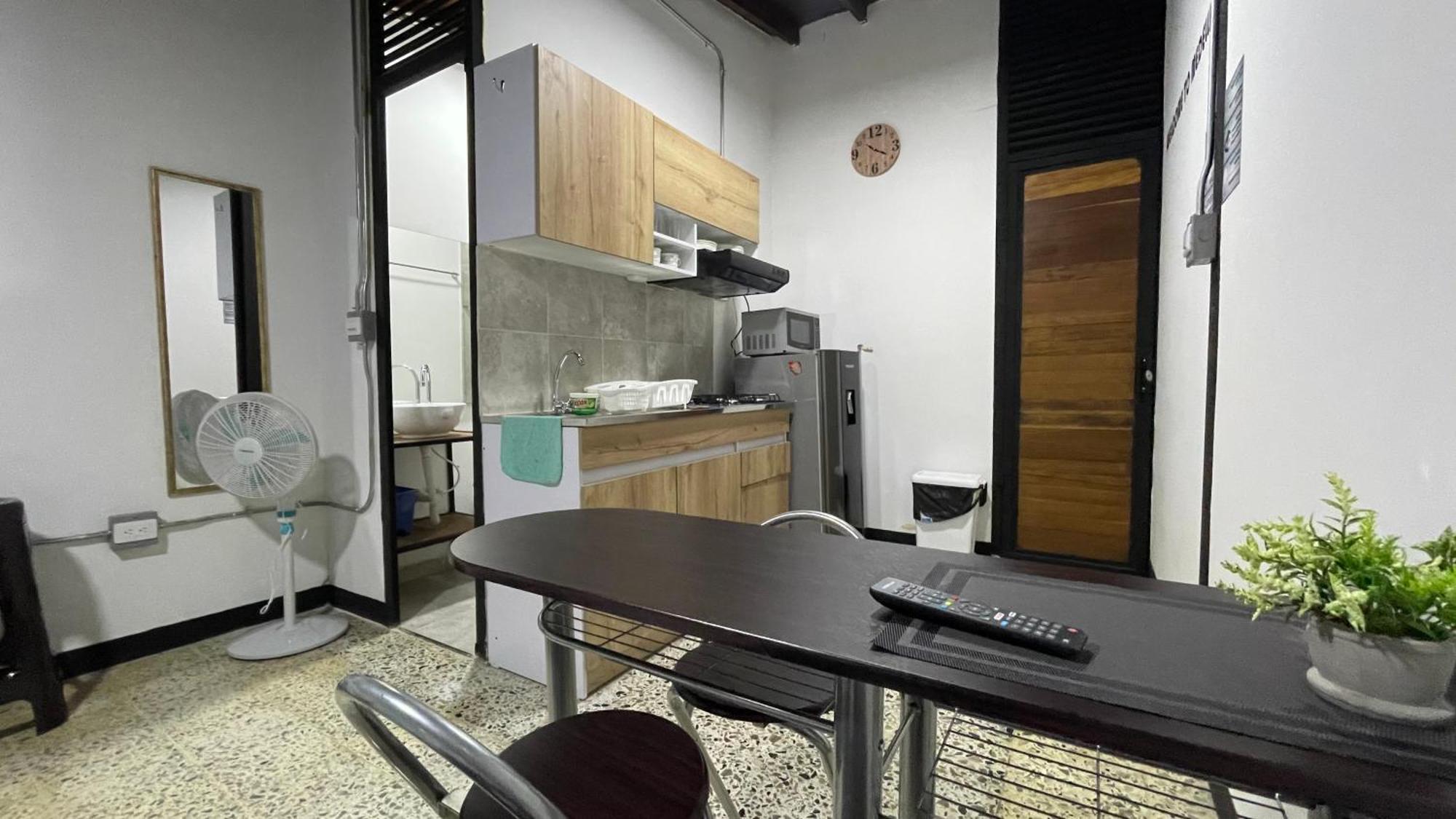 Malibu Loft Hotel 메딜린 외부 사진